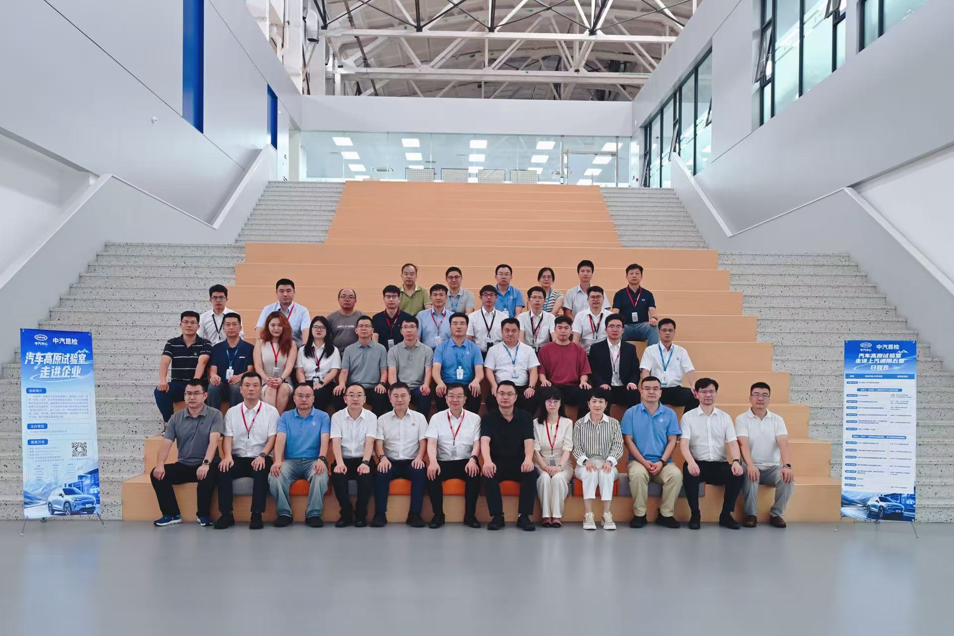 0809b1179b3037e8d794acbe5af2955c.jpg 0809b1179b3037e8d794acbe5af2955c.jpg